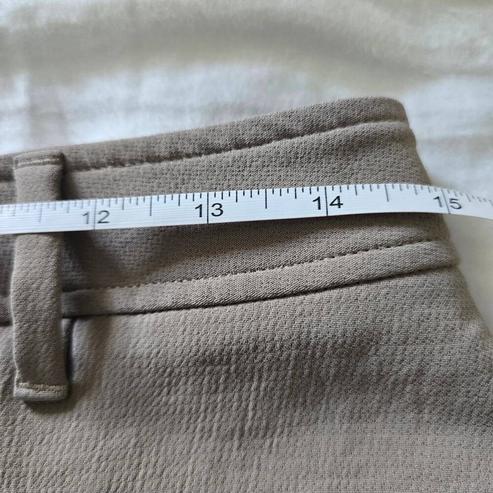 Aritzia Wilfred Astral Cargo High Waisted Micro Crepe Mini Skirt Nomad Taupe 8 - Picture 7 of 8